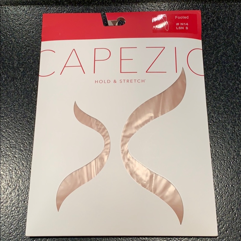 💕Capezio hold &stretch footed tight -light suntan